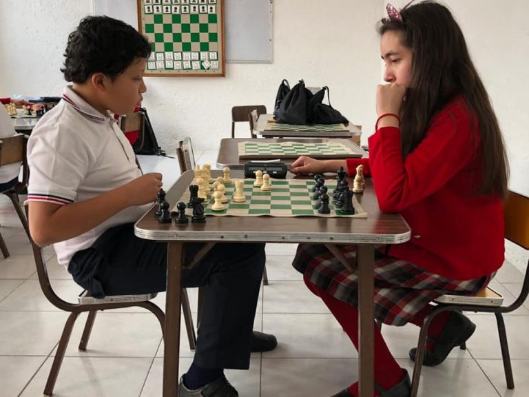 Jueves-de-Ajedrez-en-Escuela-primaria-Stanford-4